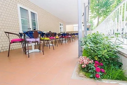 **  Hotel Cecchini Marebello Italy