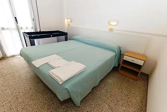 Hotel Cecchini Marebello